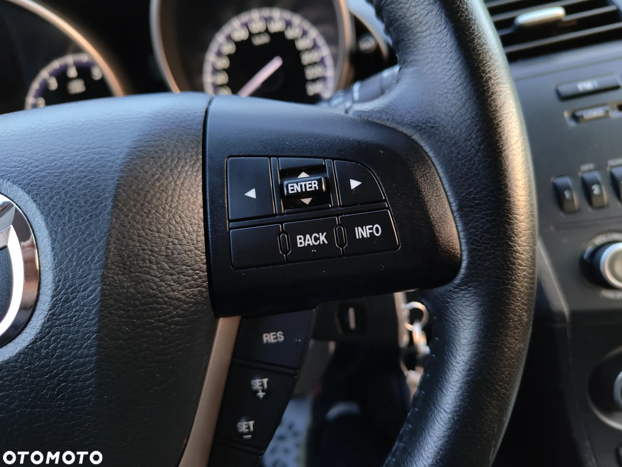 Mazda 3 1.6 Comfort - 28