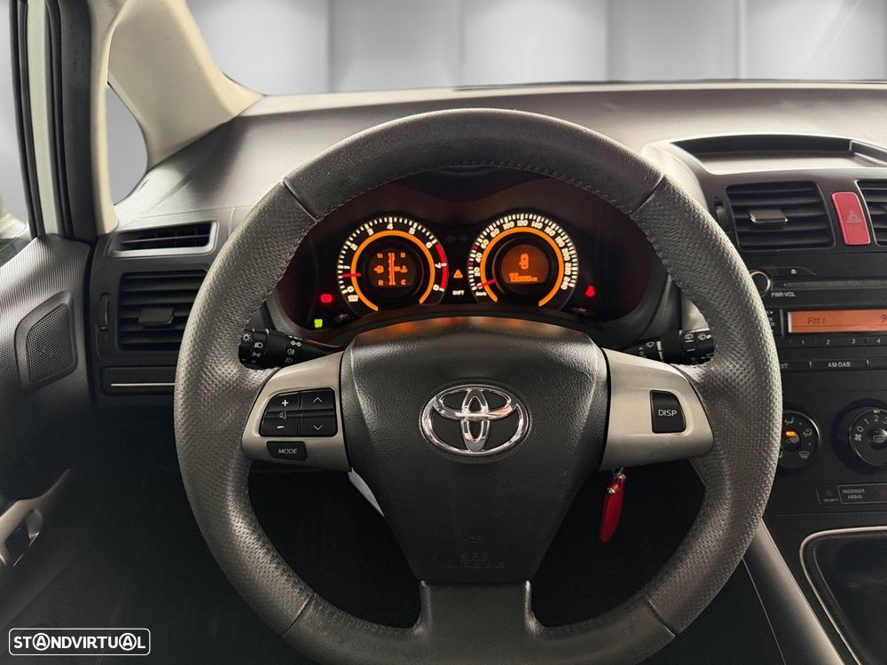 Toyota Auris 1.33 VVT-i ACtive+AC - 6