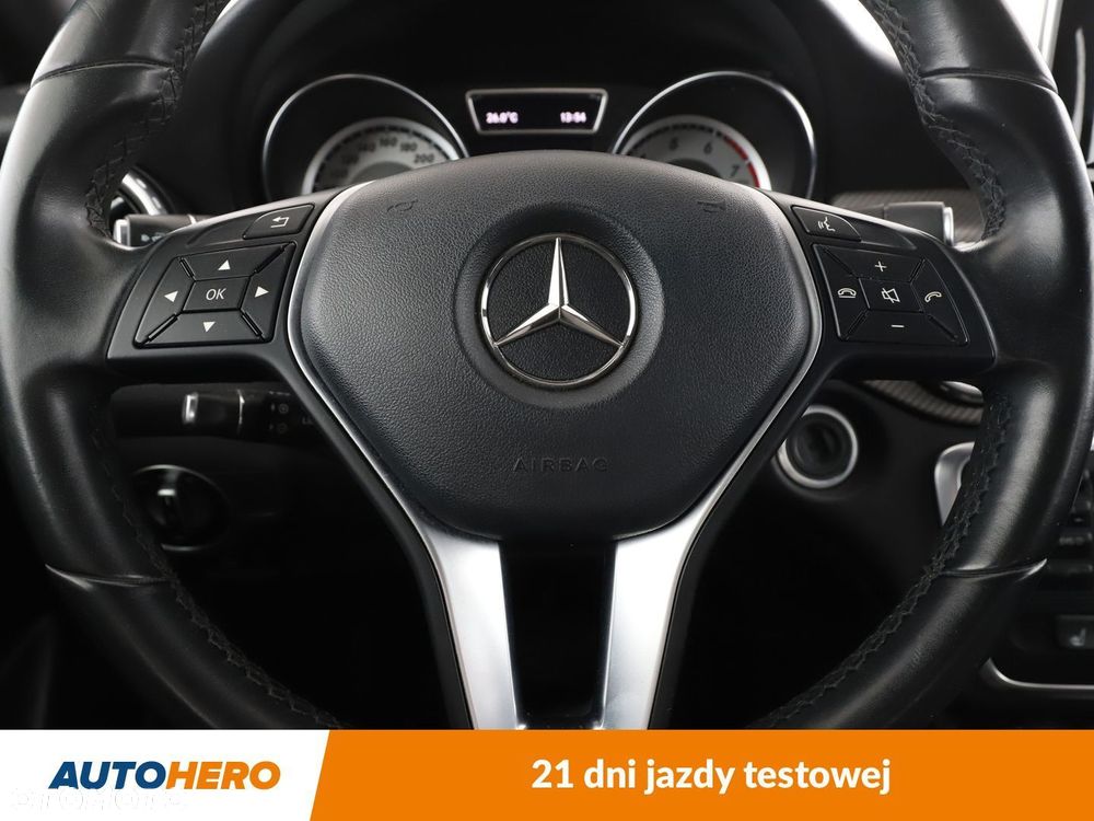 Mercedes-Benz GLA - 18