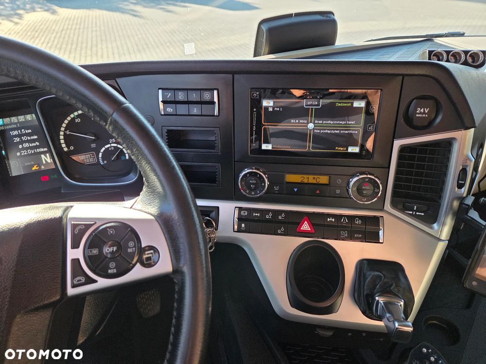 Mercedes-Benz Actros 2553 - 32