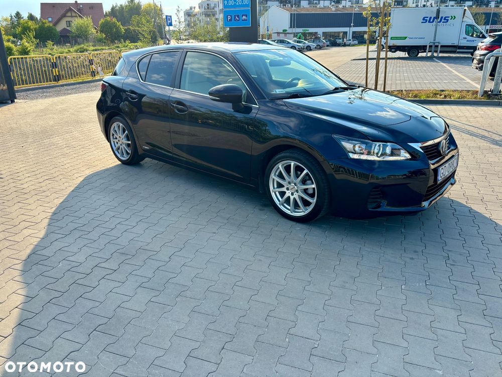 Lexus CT 200h Classic - 2
