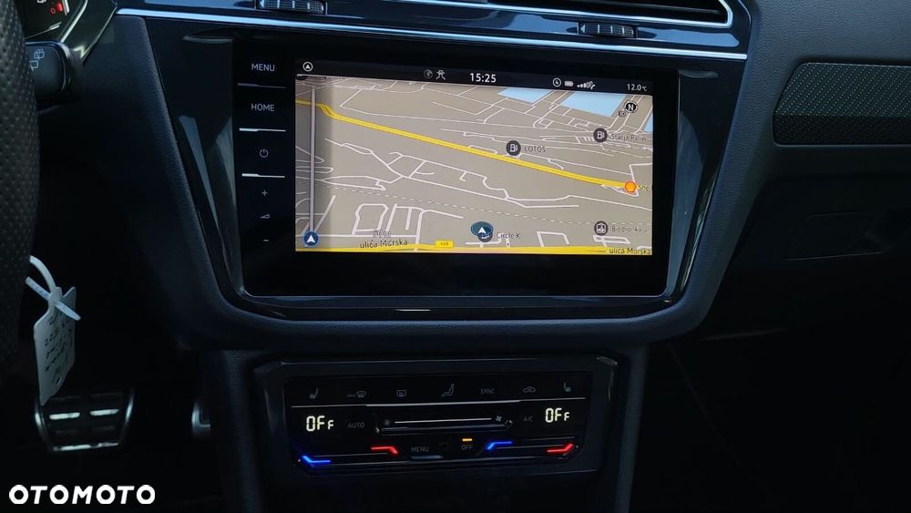 Volkswagen Tiguan - 12