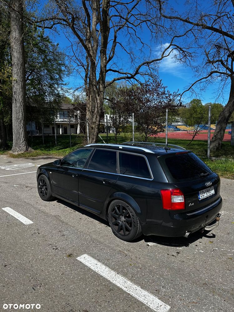 Audi A4 Avant 1.8T Quattro - 5