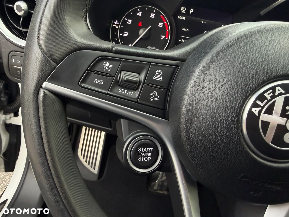 Alfa Romeo Stelvio 2.0 Turbo B-Tech Edition Q4 - 27