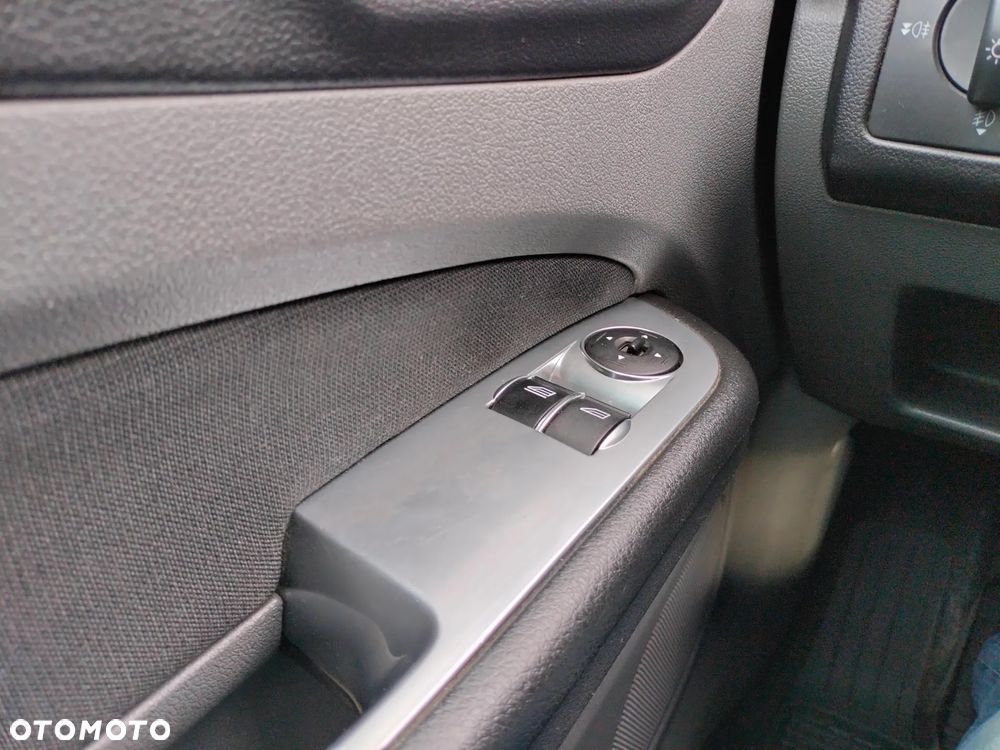 Ford Focus 1.6 TDCi FX - 17