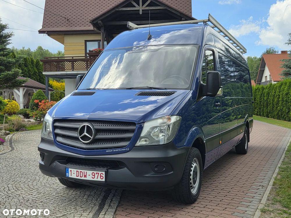 Mercedes-Benz Sprinter - 2