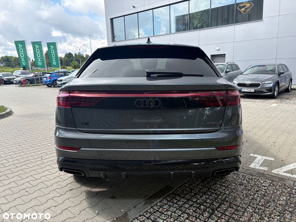 Audi Q8 - 7