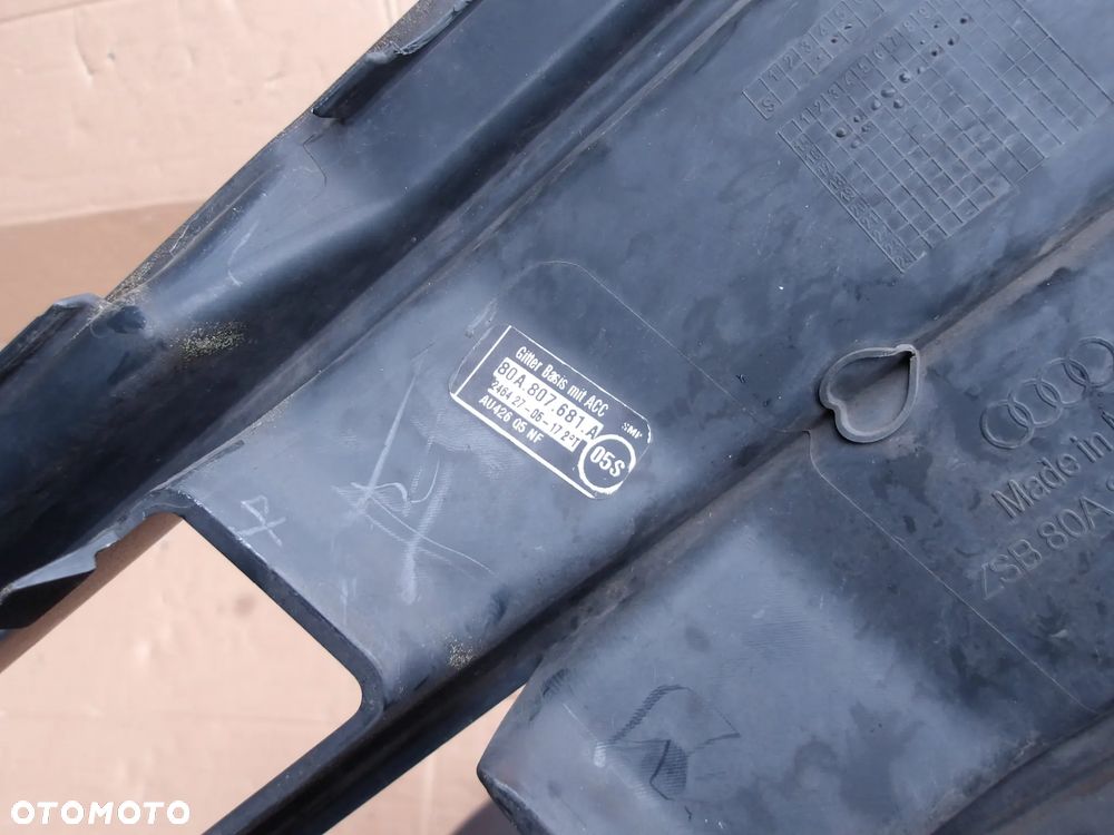 KRATKA ZDERZAKA LEWA AUDI Q5 80A S LINE 80A807681A - 10