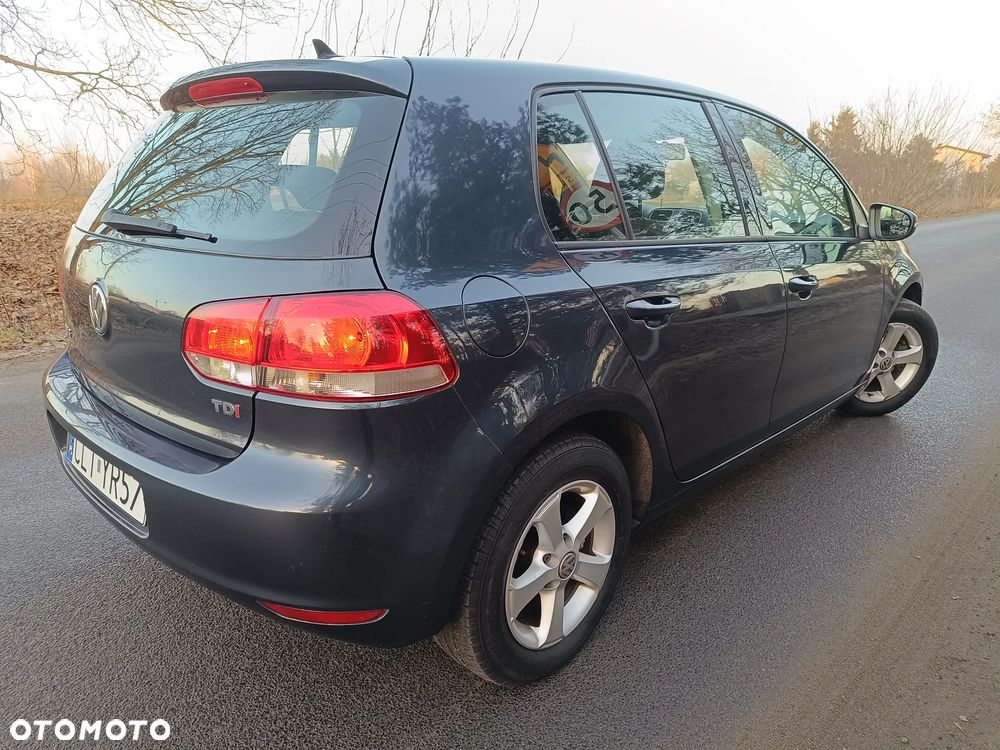 Volkswagen Golf 1.6 TDI BlueMot Comfortline - 15