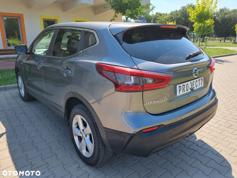 Nissan Qashqai 1.3 DIG-T N-Connecta - 6
