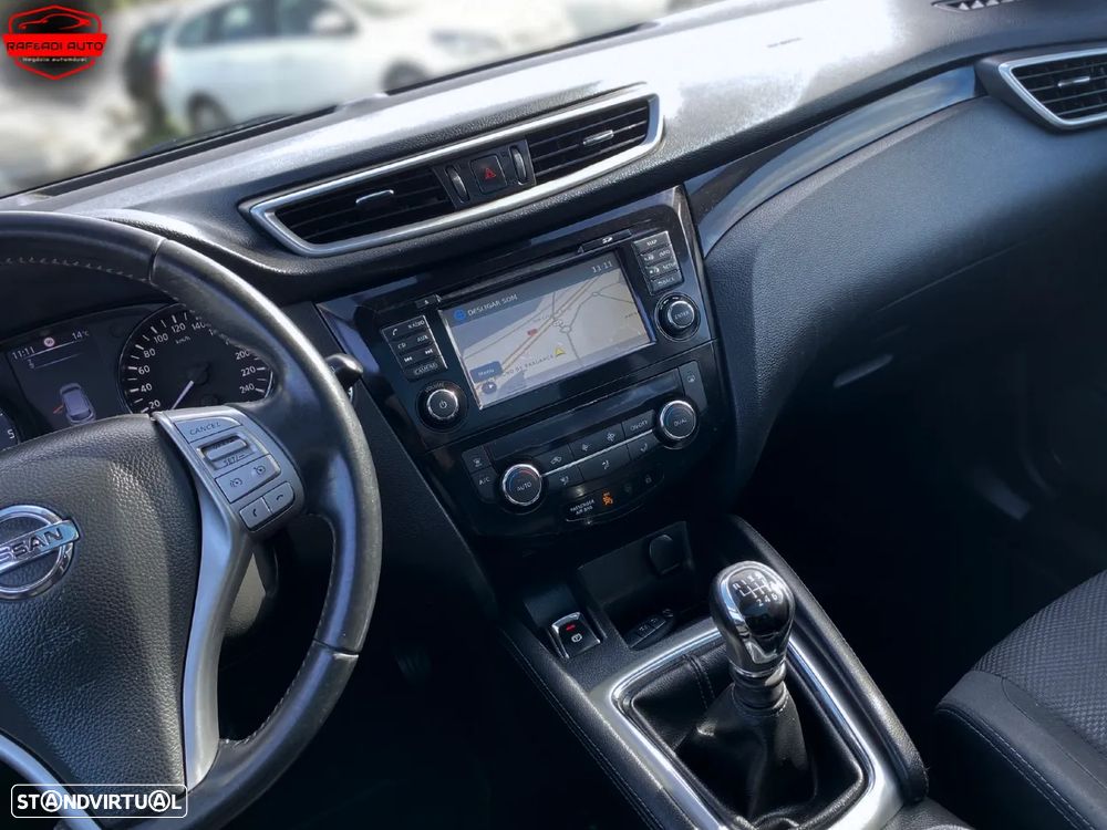 Nissan Qashqai 1.5 dCi Tekna Premium - 17