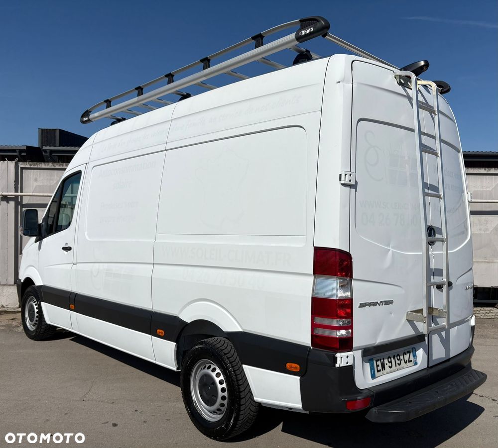 Mercedes-Benz Sprinter - 20