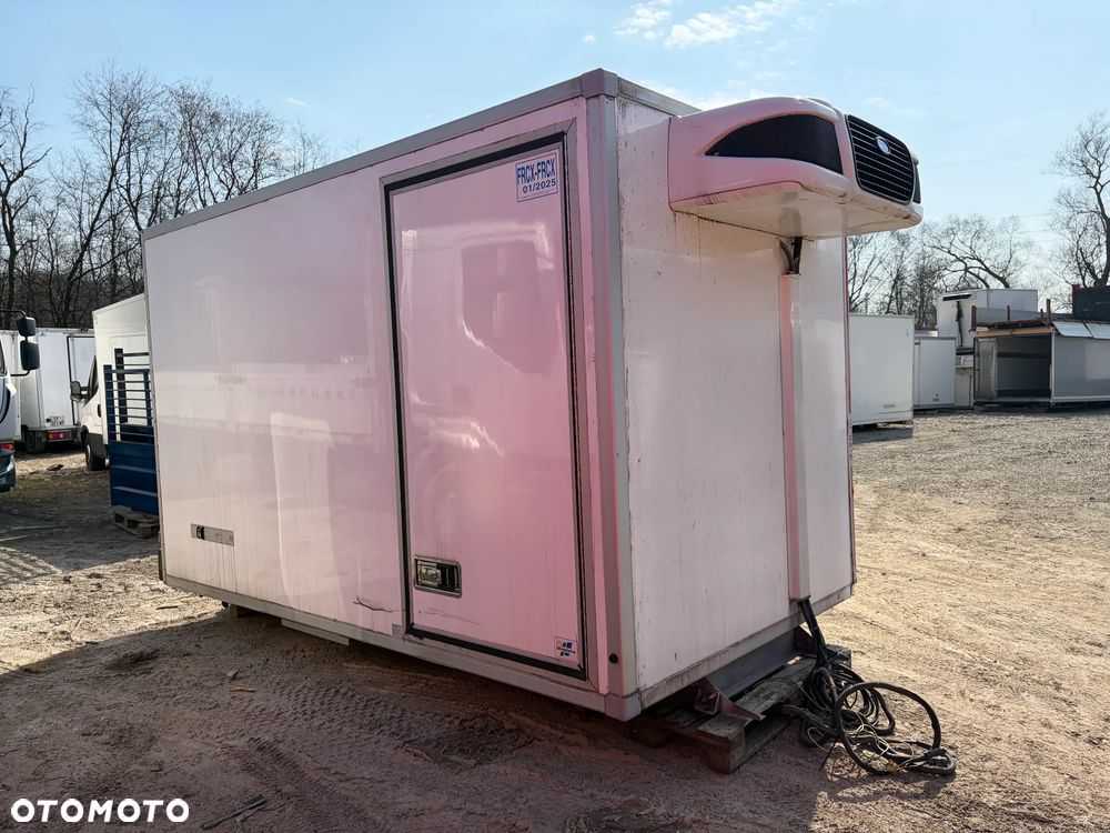 Zabudowa kontener chłodnia izoterma magazyn - 4