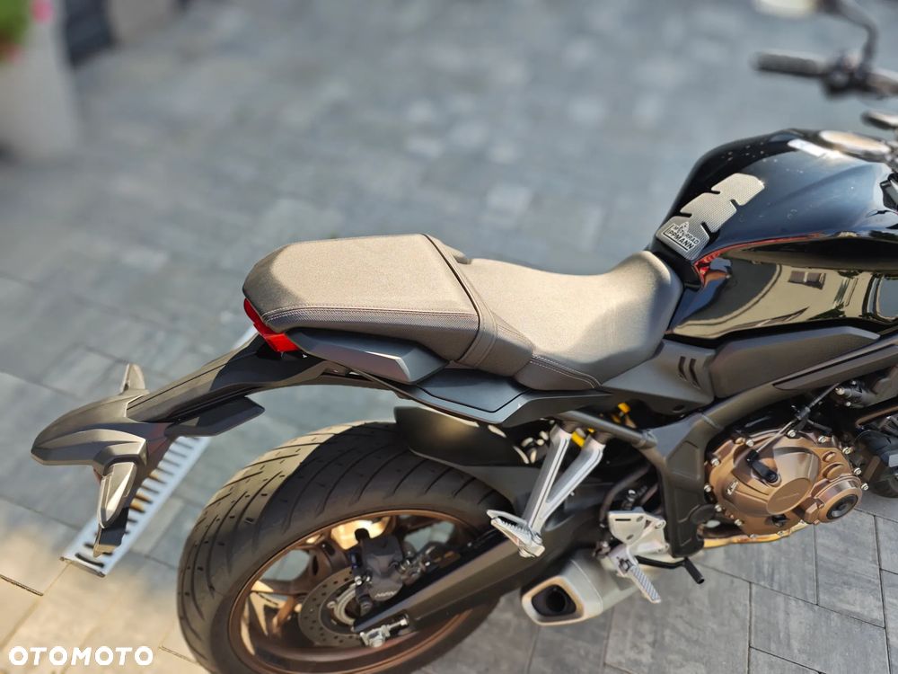 Honda CB - 30