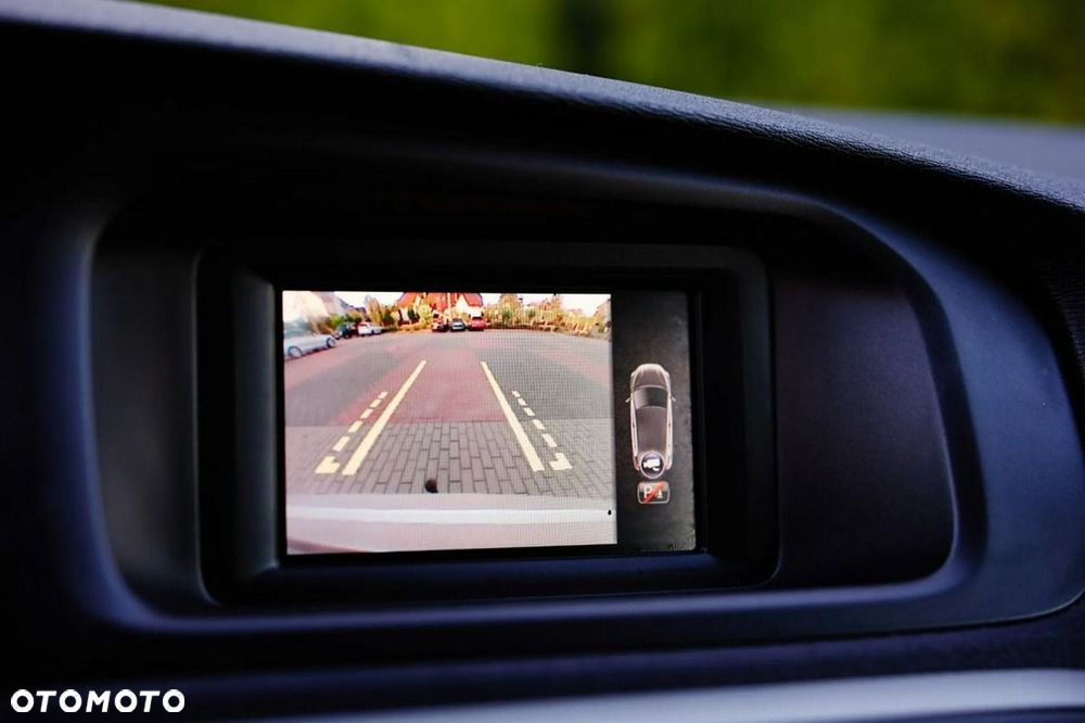 Volvo V40 D2 Kinetic - 17