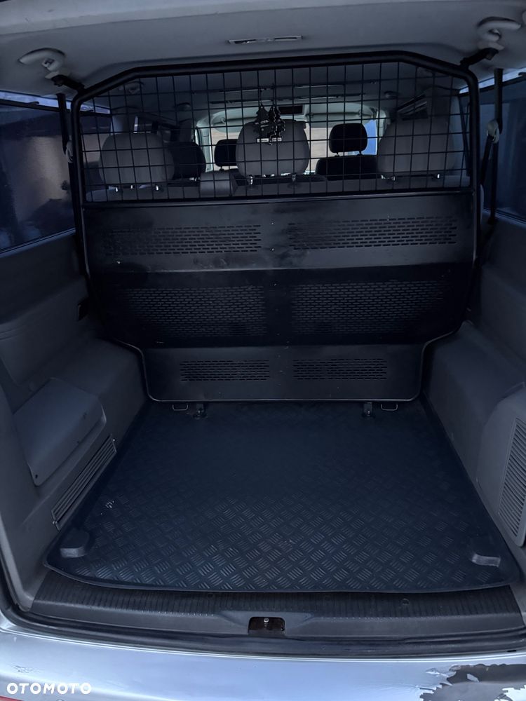 Volkswagen Caravelle L2 - 22