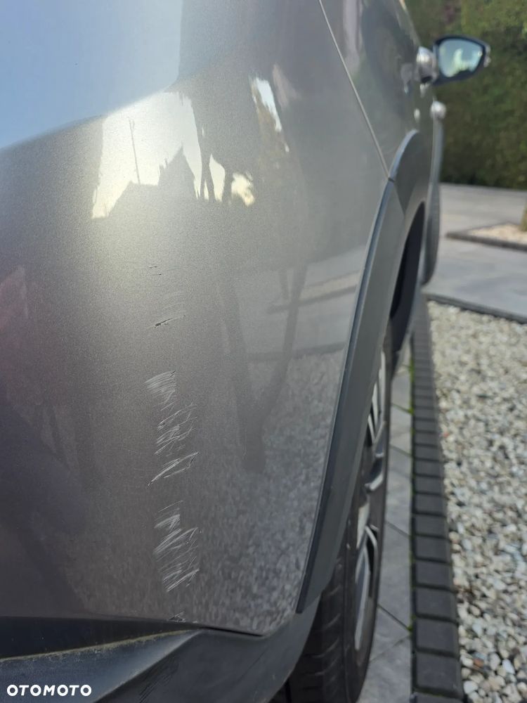 Peugeot 2008 1.2 Pure Tech Allure S&S - 9