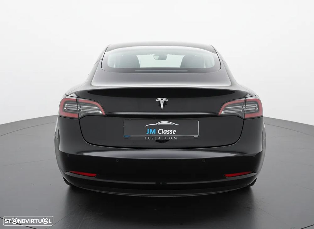 Tesla Model 3 Long Range Tração Traseira - 3