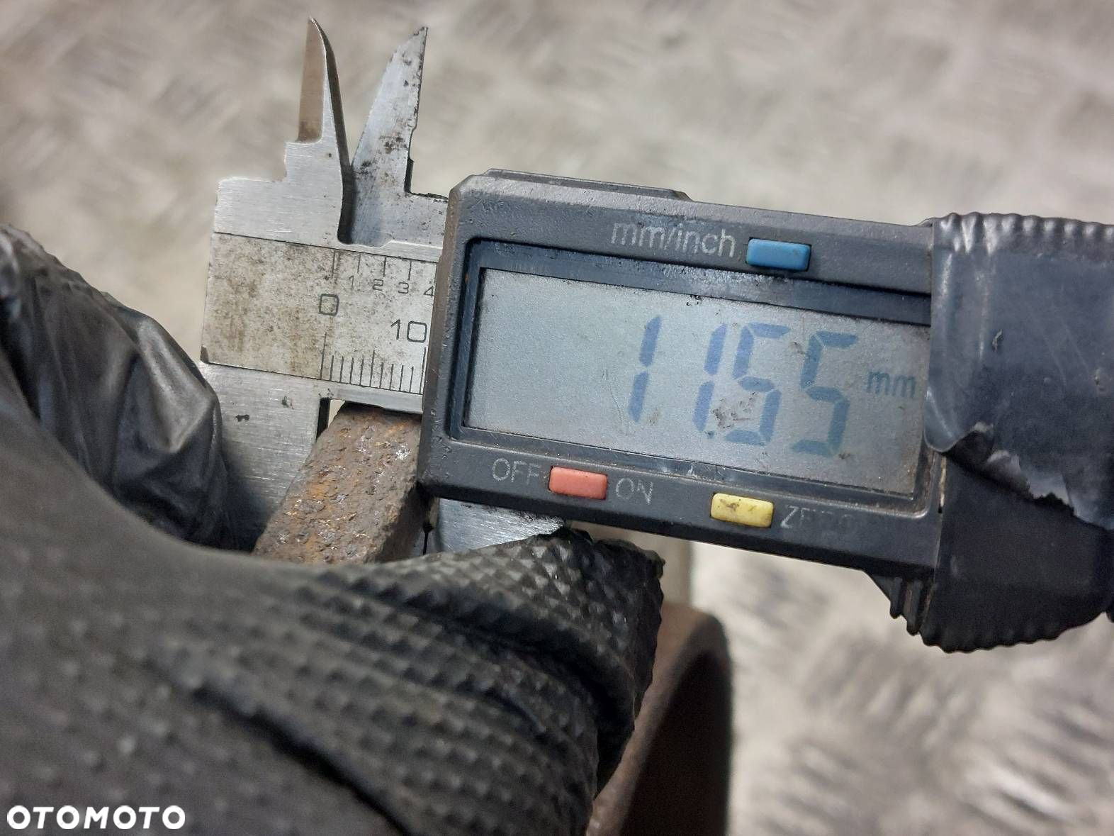 TARCZE HAMULCOWE TYŁ + ZACISK TYŁ VOLVO S80 I - 11