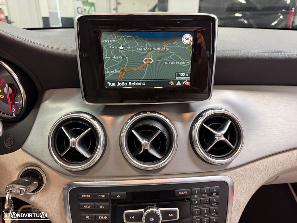 Mercedes-Benz GLA 220 CDI 7G-DCT AMG Line - 15