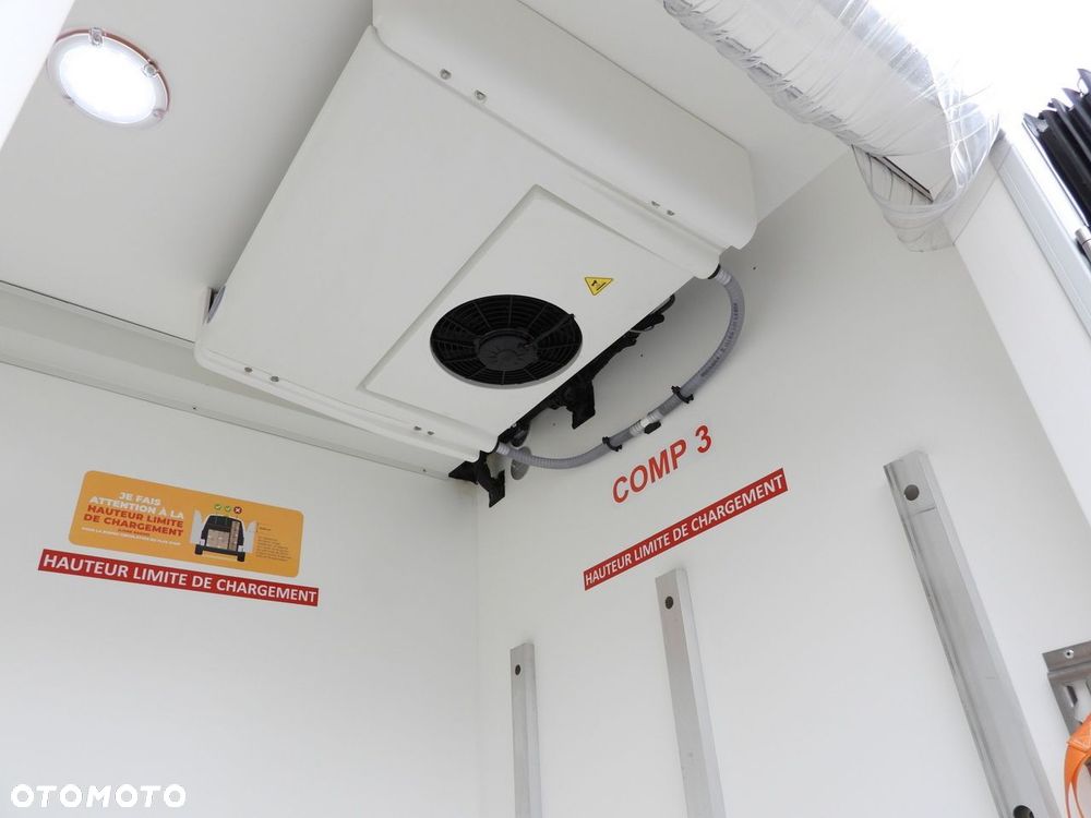 Renault MASTER CHŁODNIA KONTENER -10*C FUNKCJA GRZANIA ZASILANIE 230V TEMPOMAT LEDY KLIMATYZACJA  165KM - 30