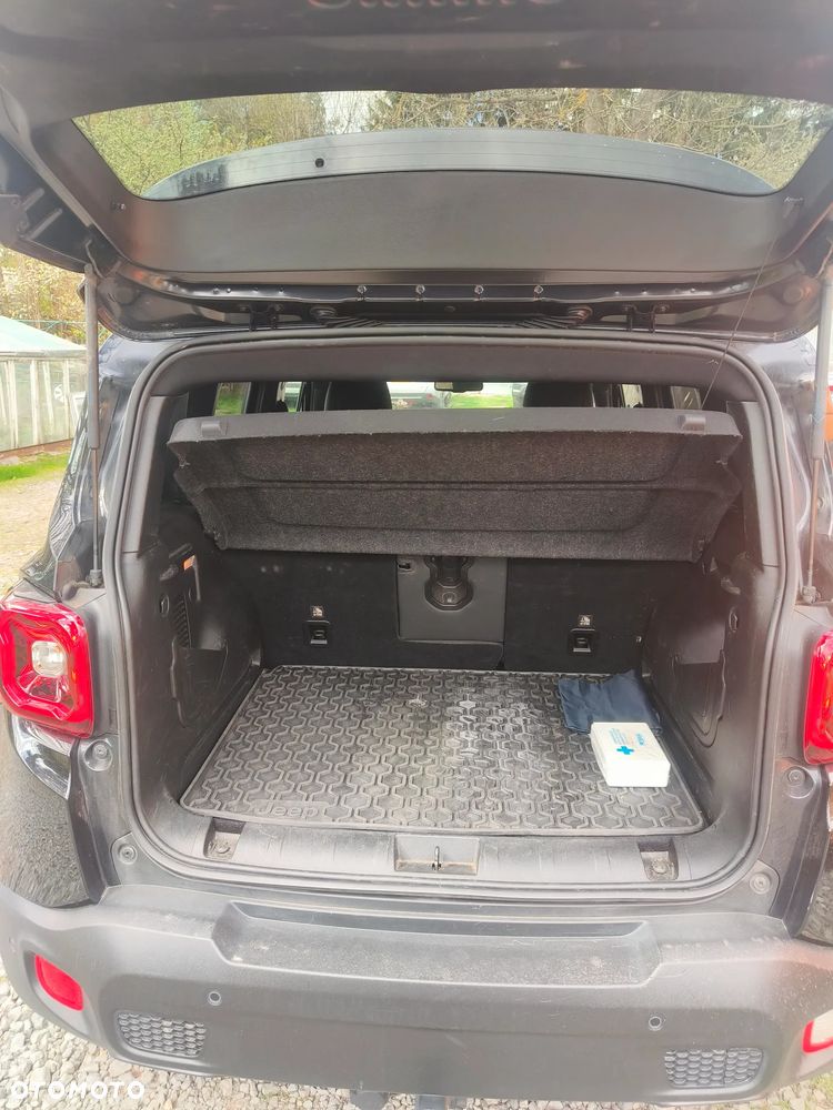 Jeep Renegade 1.0 T-GDI 80th Anniversary - 34