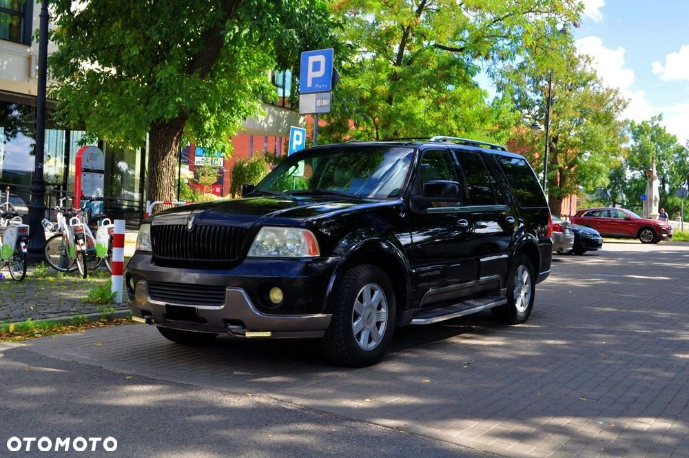Lincoln Navigator - 6
