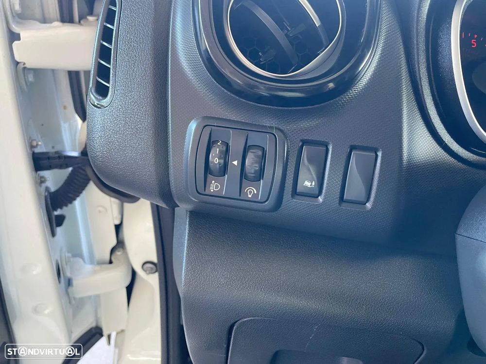 Renault Trafic L2H1 2.0 DCI Grand Confort - 19
