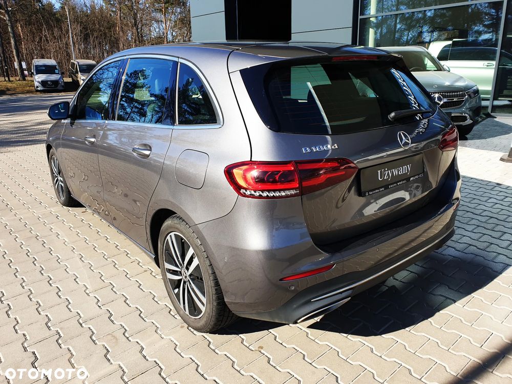 Mercedes-Benz Klasa B 180 d Progressive 8G-DCT - 6