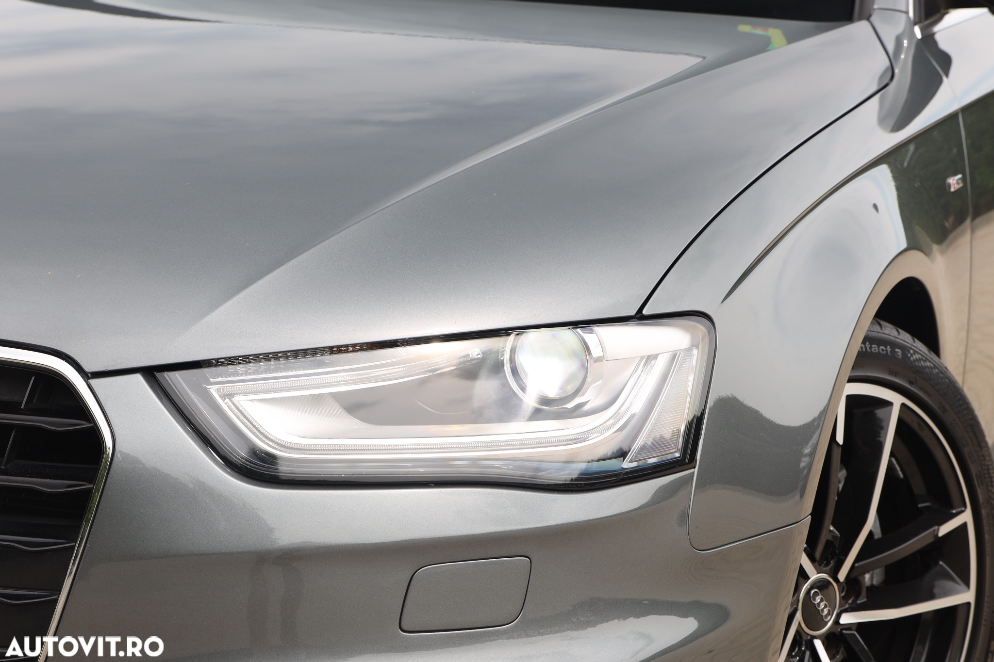 Audi A4 2.0 TDI DPF S line Sportpaket - 34