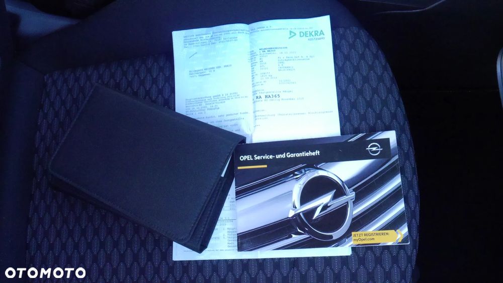 Opel Astra 1.4 Turbo Dynamic - 32