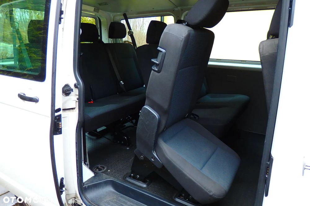 Volkswagen Transporter - 14