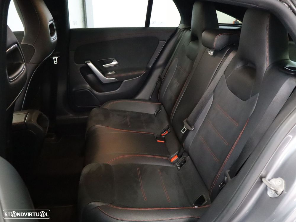 Mercedes-Benz CLA 200 d Shooting Brake AMG Line Aut. - 9