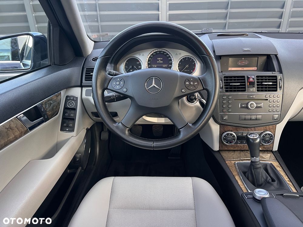 Mercedes-Benz Klasa C 200 Kompressor Avantgarde - 20