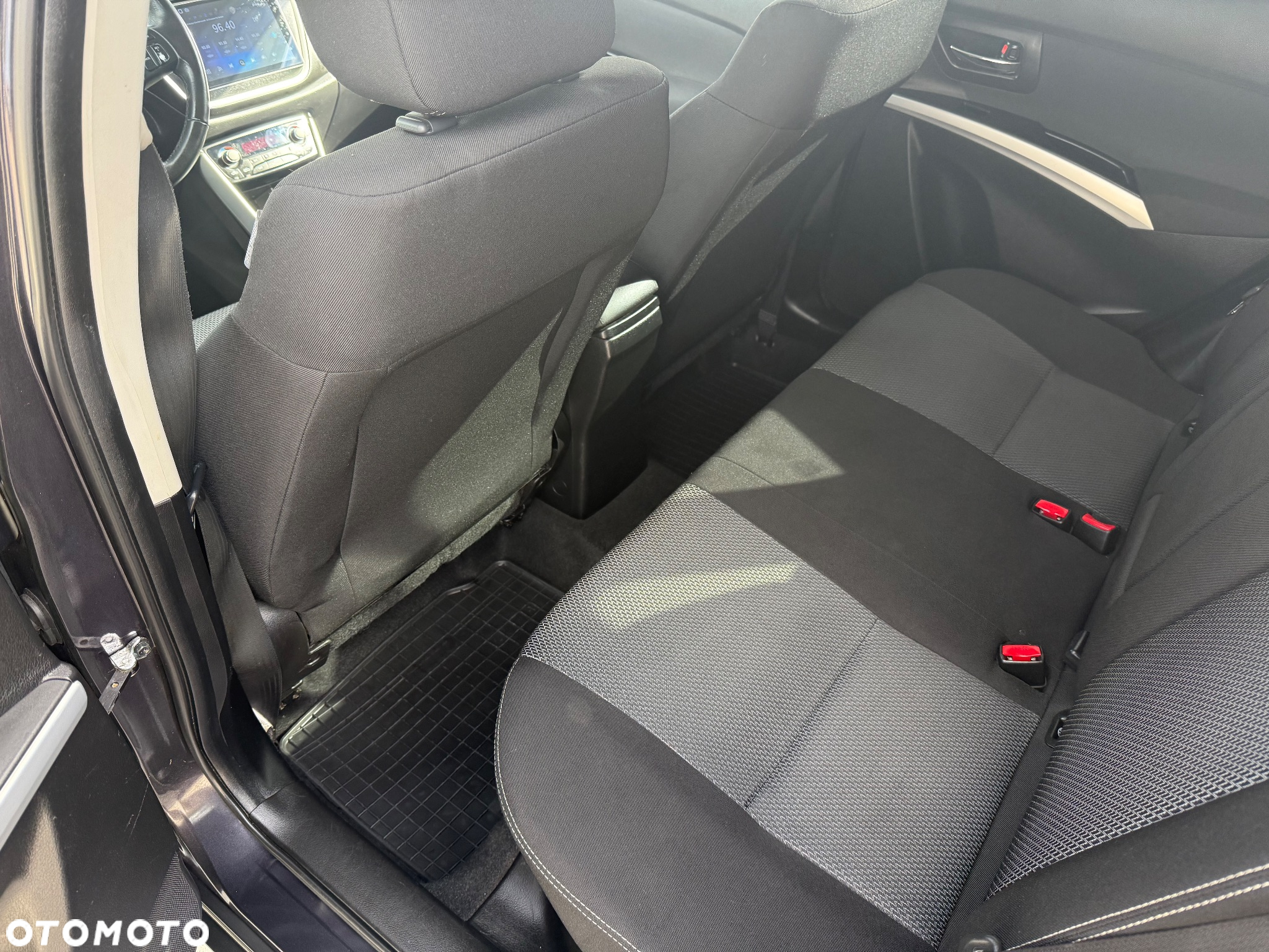Suzuki SX4 S-Cross 1.6 DDiS 4x2 Comfort - 17