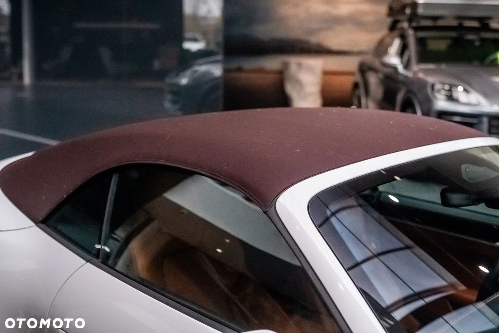 Porsche 911 Carrera S - 9
