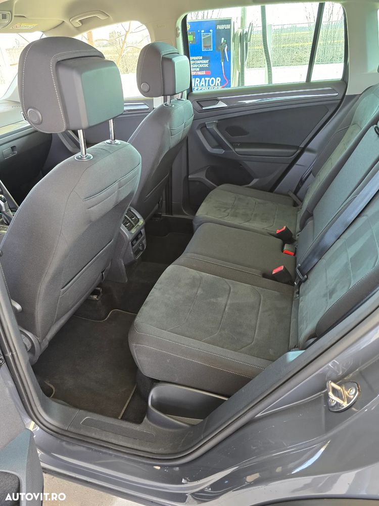 Volkswagen Tiguan - 9
