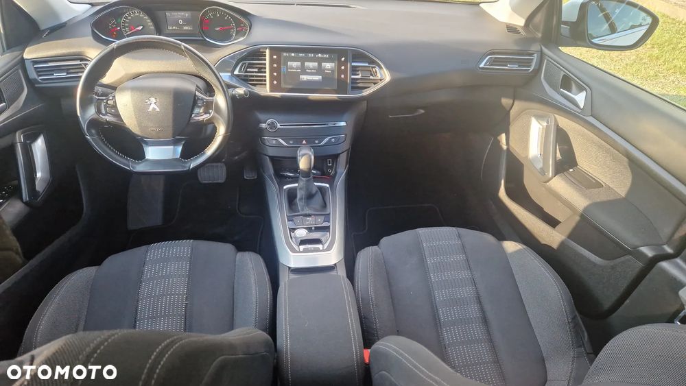 Peugeot 308 BlueHDi 150 EAT6 Stop & Start Allure - 22