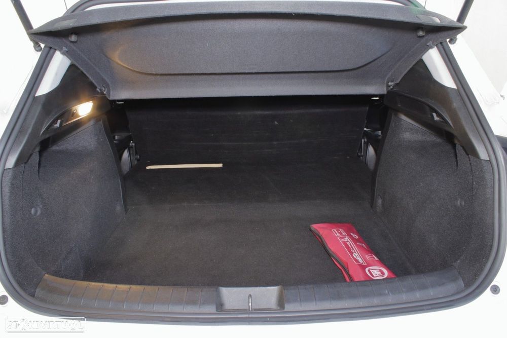 Fiat Tipo 1.3 M-jet Van IVA Dedutível - 10