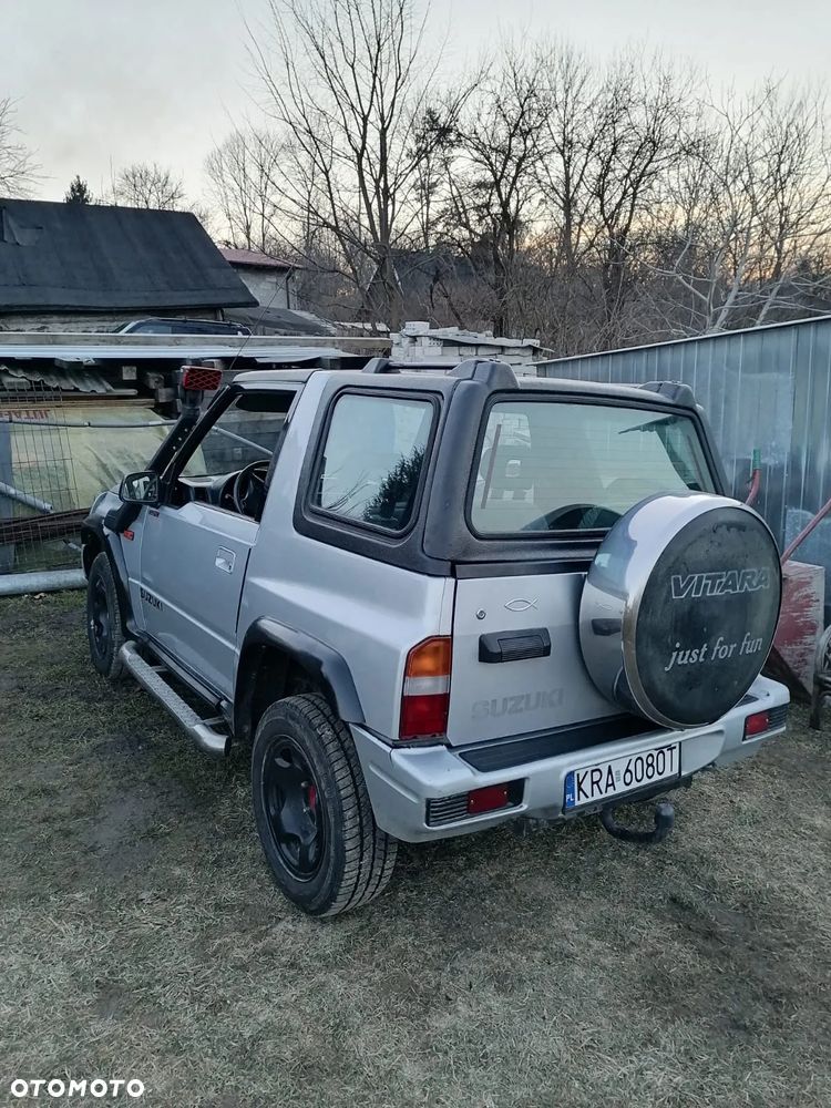 Suzuki Vitara 1.6 JX - 12