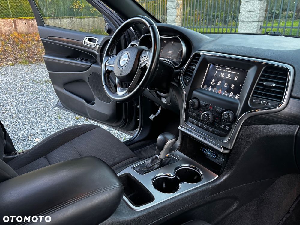 Jeep Grand Cherokee 3.6 V6 Laredo - 32