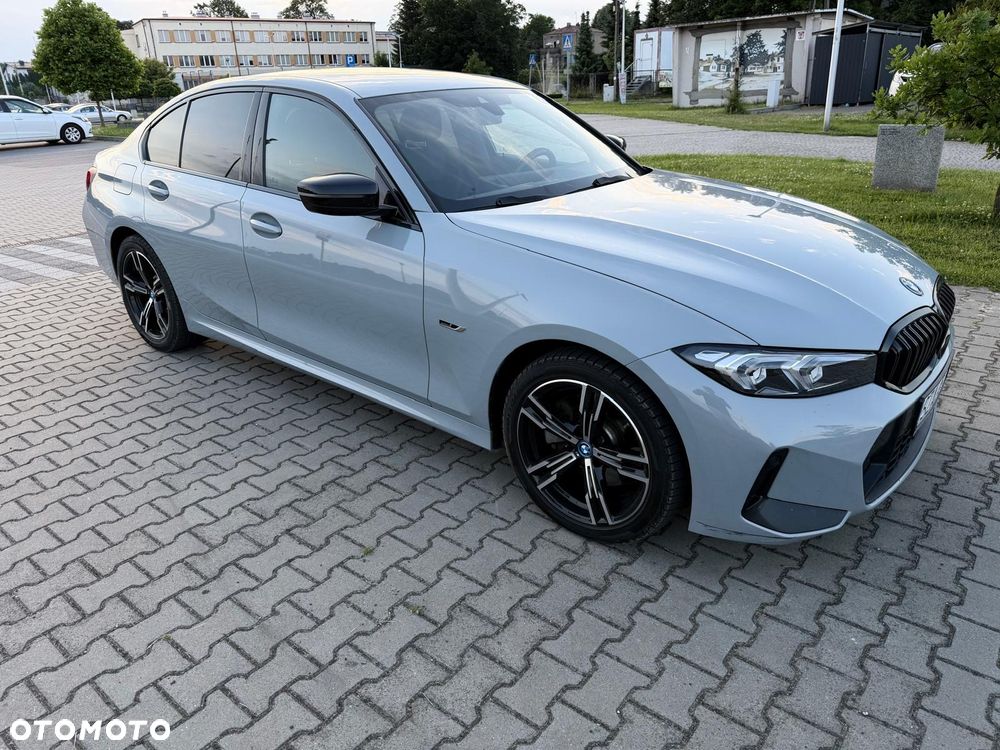 BMW Seria 3 320e PHEV M Sport - 6