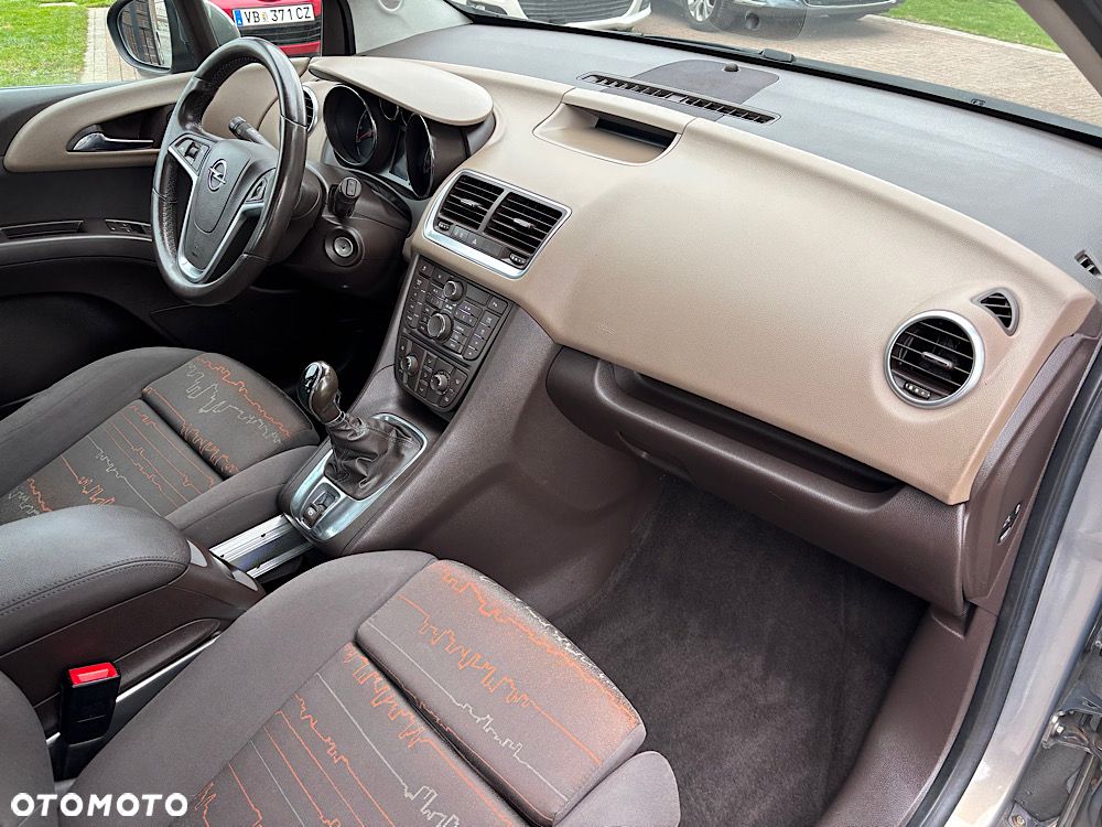 Opel Meriva 1.4 T Cosmo - 29