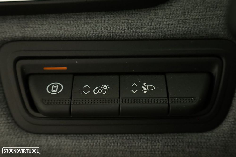 Renault Clio 1.0 TCe Evolution Bi-Fuel - 19