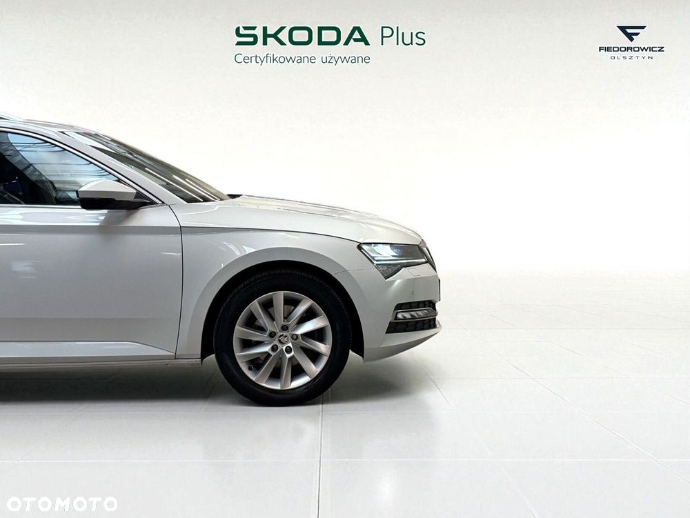 Skoda Superb 2.0 TDI SCR 4x4 Style DSG - 9