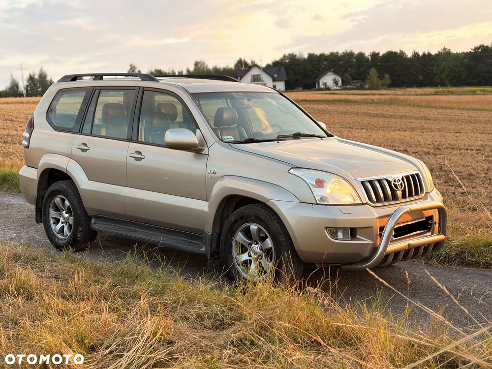 Toyota Land Cruiser - 3
