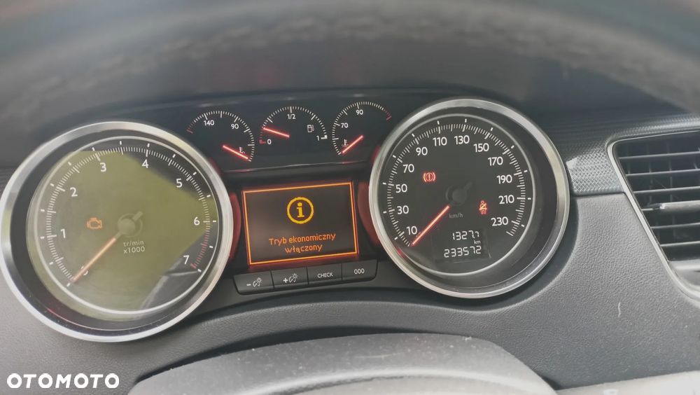 Peugeot 508 1.6 T Allure - 12
