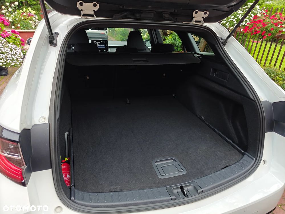 Toyota Corolla 1.8 Hybrid Comfort - 6