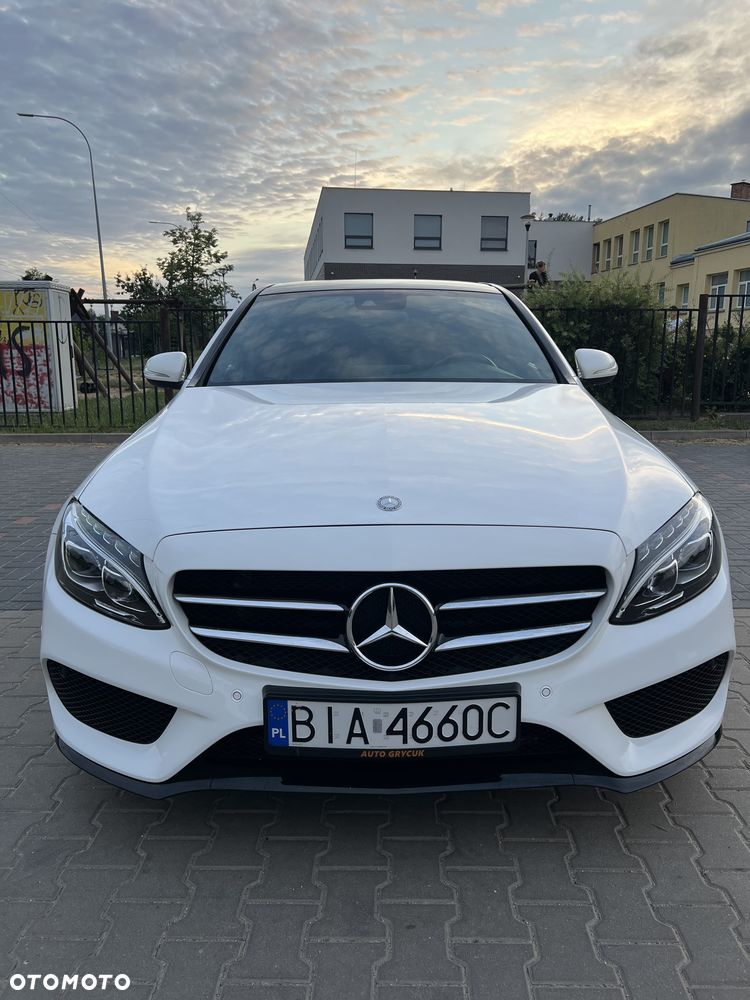 Mercedes-Benz Klasa C 300 7G-TRONIC AMG Line - 2