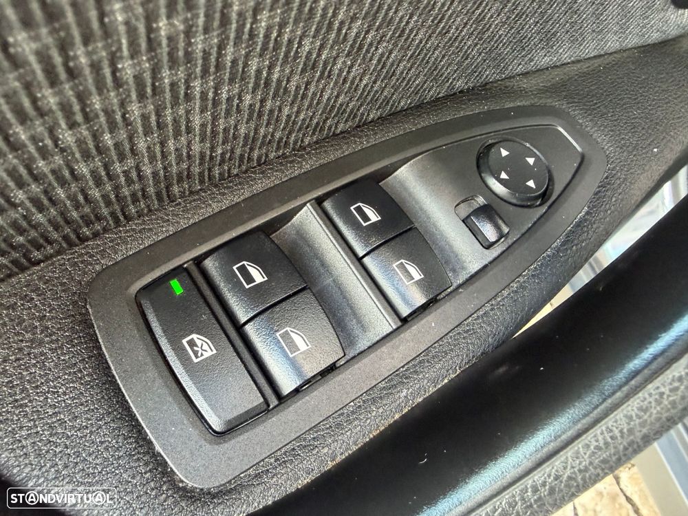 BMW X2 18 d sDrive Advantage - 27